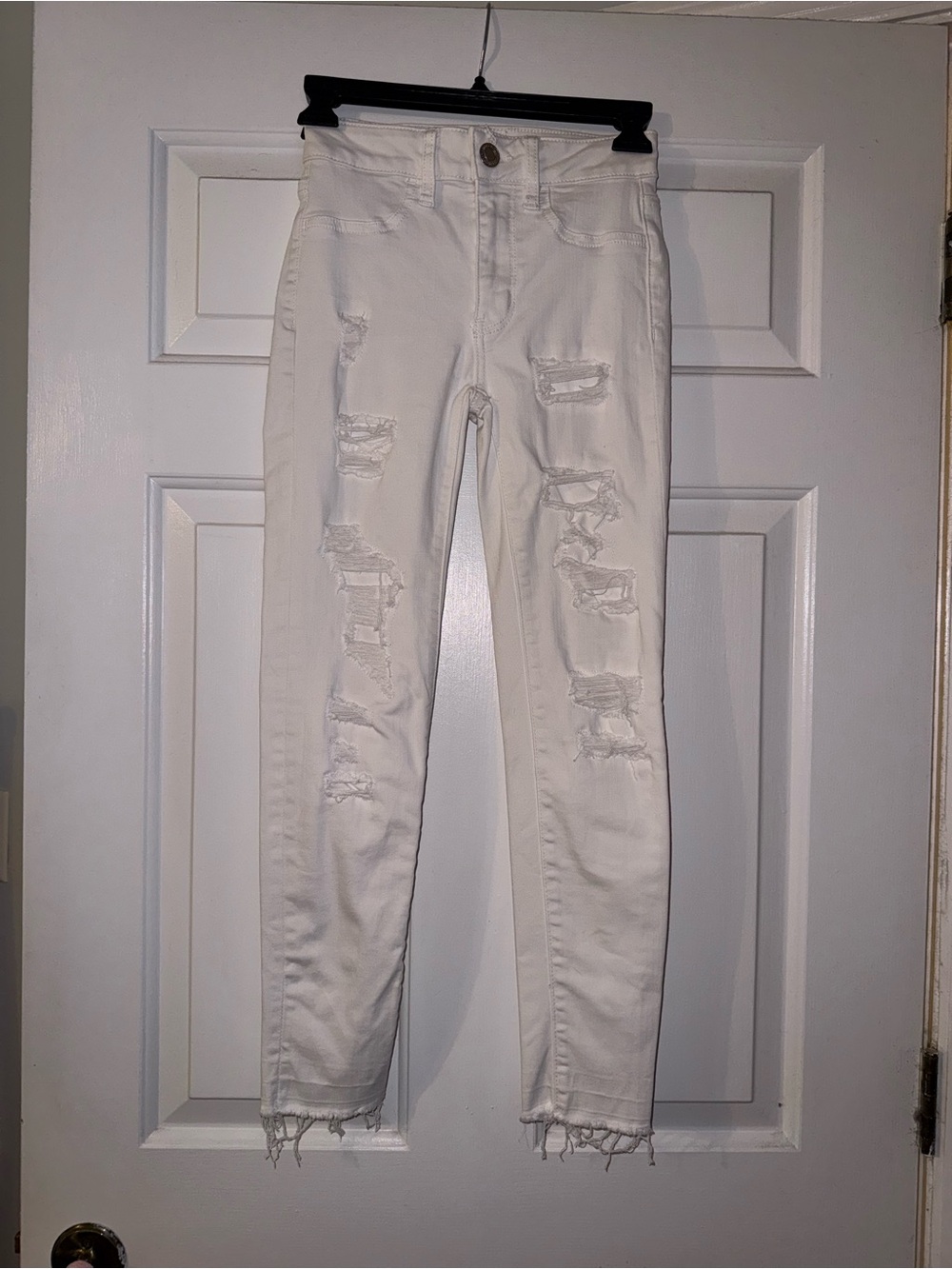 American Eagle Outfitters White Ripped High-Rise Skinny Jeans